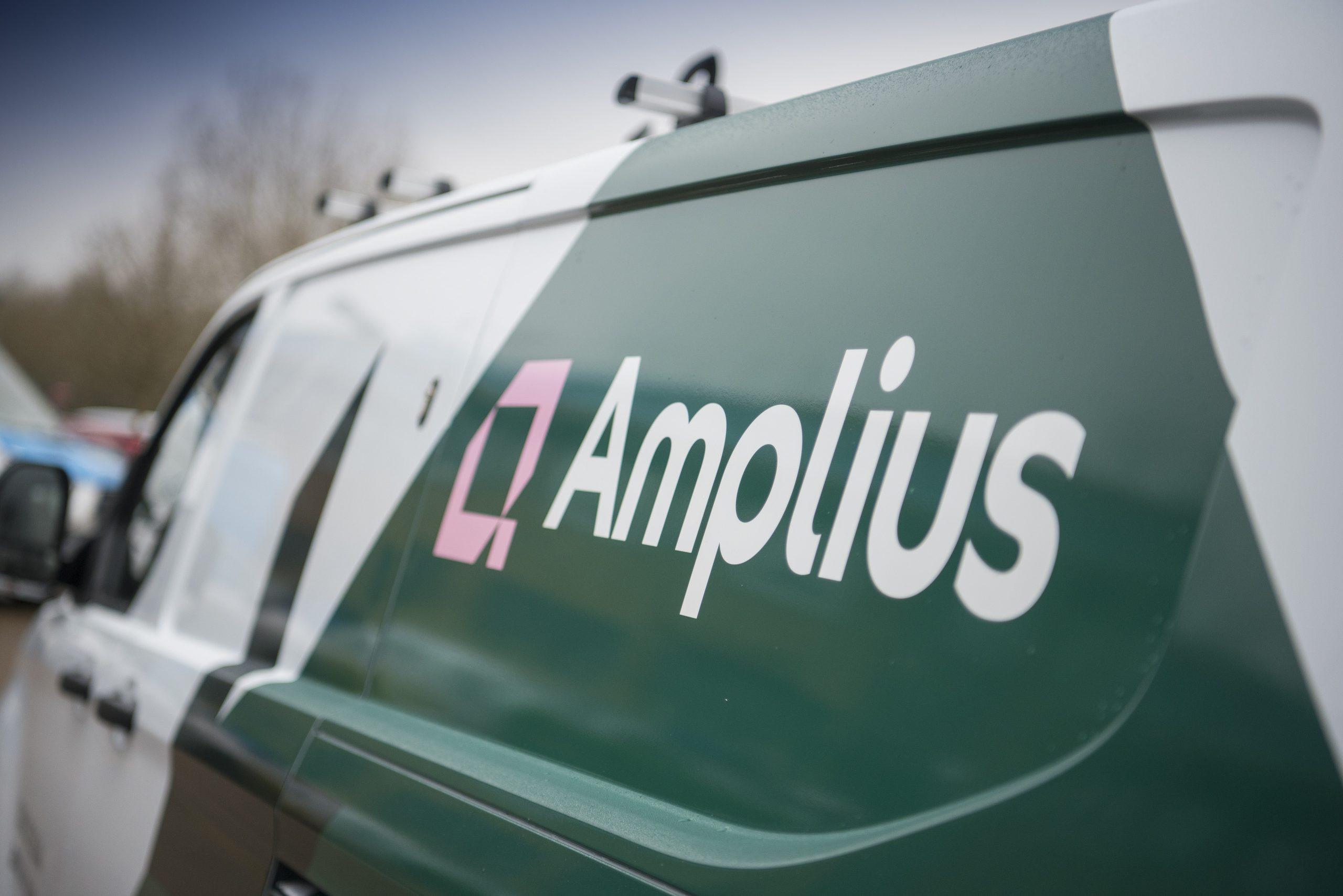 Amplius van